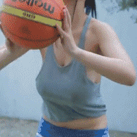 波涛汹涌的篮球运动员