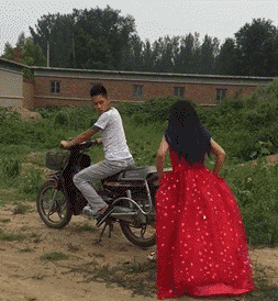 gif：<span style='color:red;'>倒霉</span>图片,真心的蛋疼！