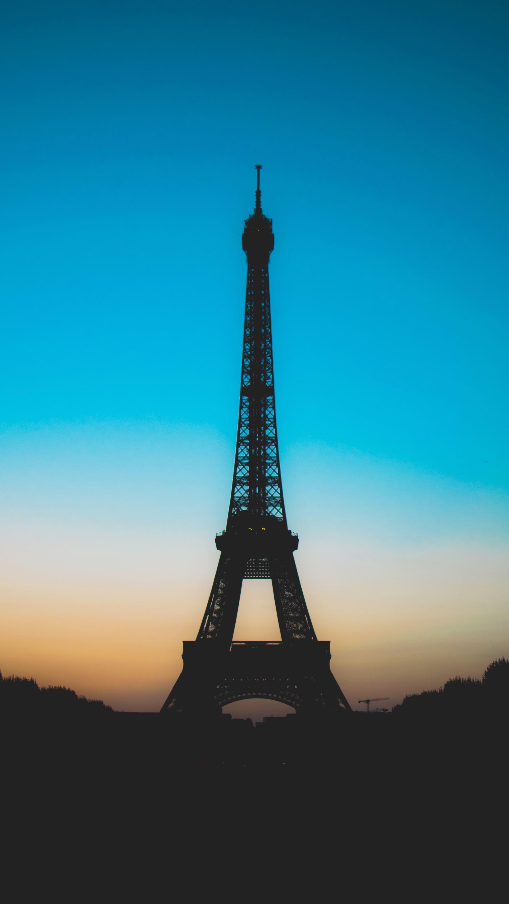 来自浪漫城市法国巴黎的埃菲尔铁塔高清摄影手机壁纸推荐下载