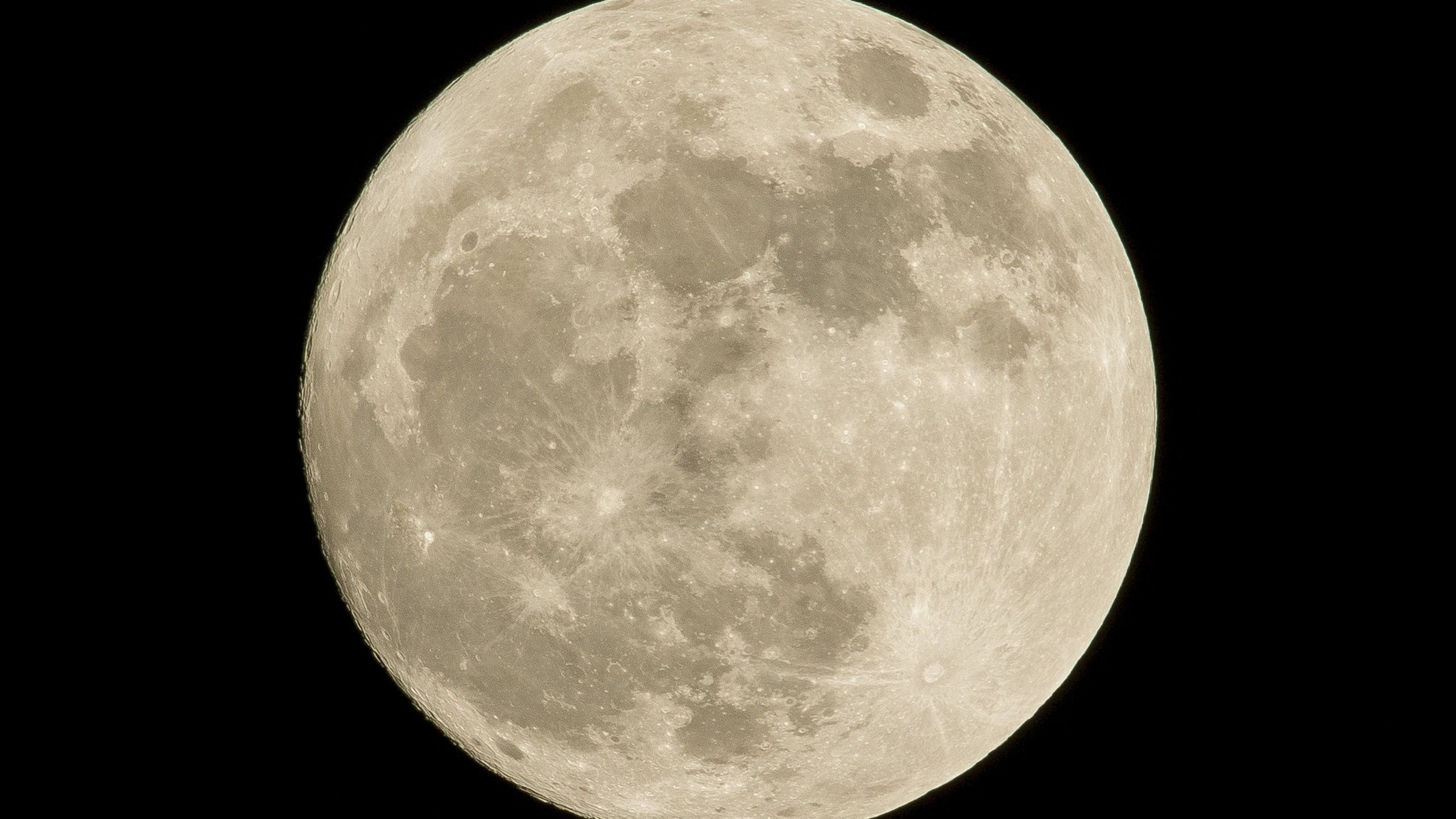 唯美的月亮主题摄影高清电脑壁纸