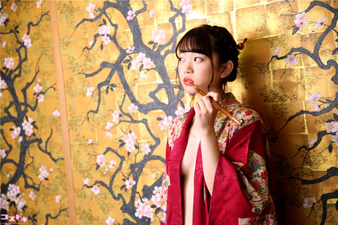 日本美女架乃ゆら真空和服人体艺术写真