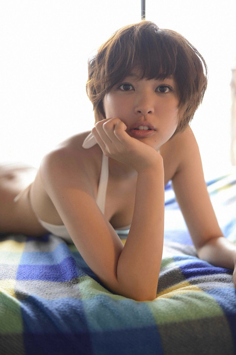 日本女生荒井萌比基尼写真套图第1张图片