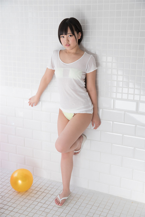 日本美少女学生香月りお湿身诱惑写真图片第1张图片