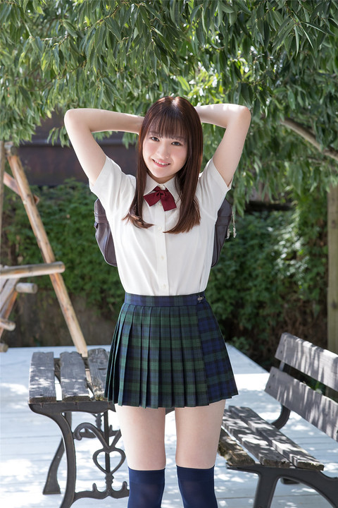 日本美女学生妹近藤あさみ制服高清写真图片第3张图片