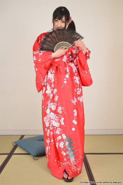 日本女优川美優香和服写真