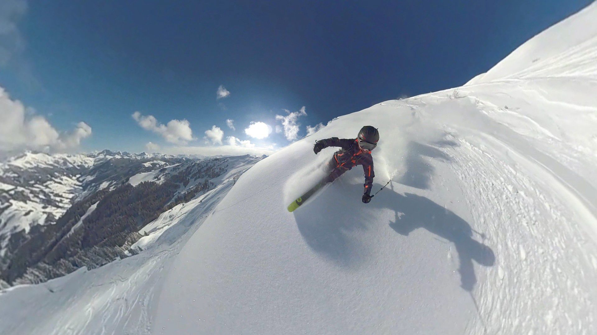 雪上山的滑雪运动员们滑雪瞬间抓拍唯美高清图片