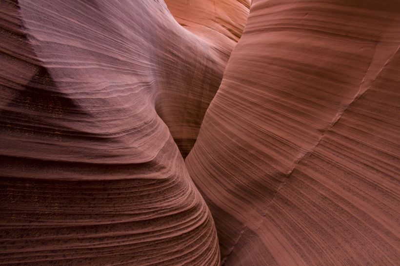 世界上著名的狭缝型峡谷之一，美国羚羊峡谷唯美图片